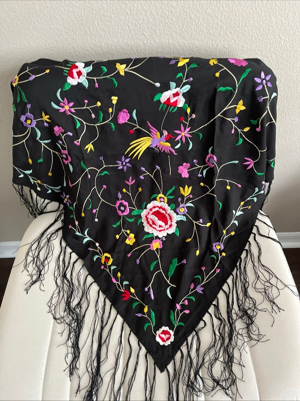 Suzanne Somers Black Floral Embroidered Fringe wrap shawl scarf